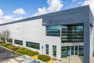 Plus de détails pour 5555 Ontario Mills Pky, Ontario, CA - Industriel/Logistique à vendre