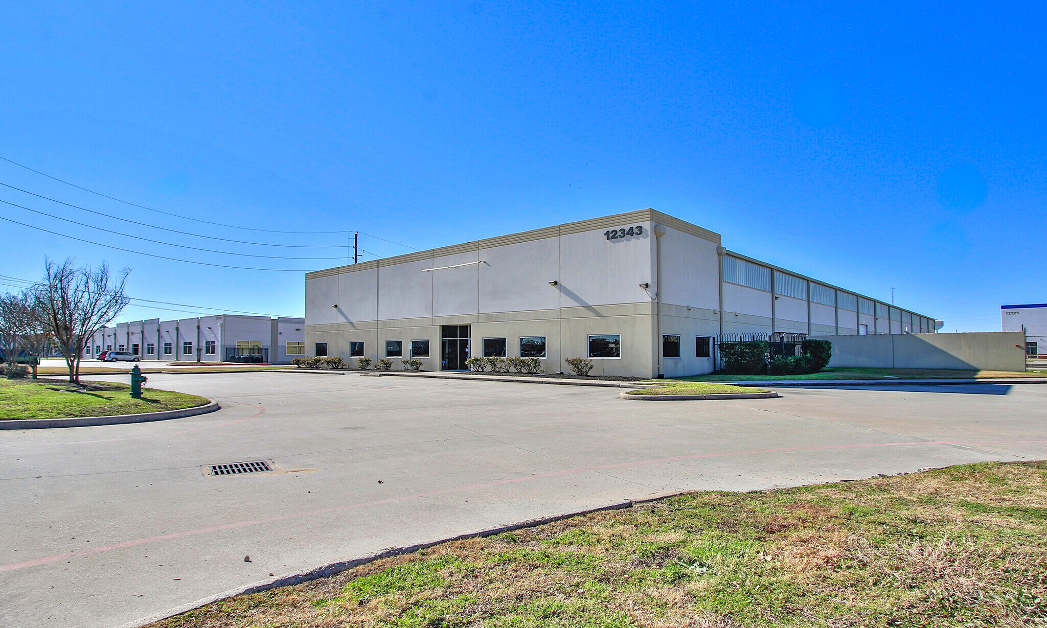 12343 Cutten Rd, Houston, TX à louer Photo principale– Image 1 sur 11