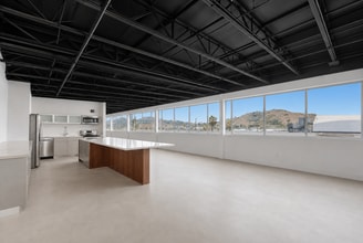 3535 Hayden Ave, Culver City, CA à louer Photo intérieure– Image 1 sur 6