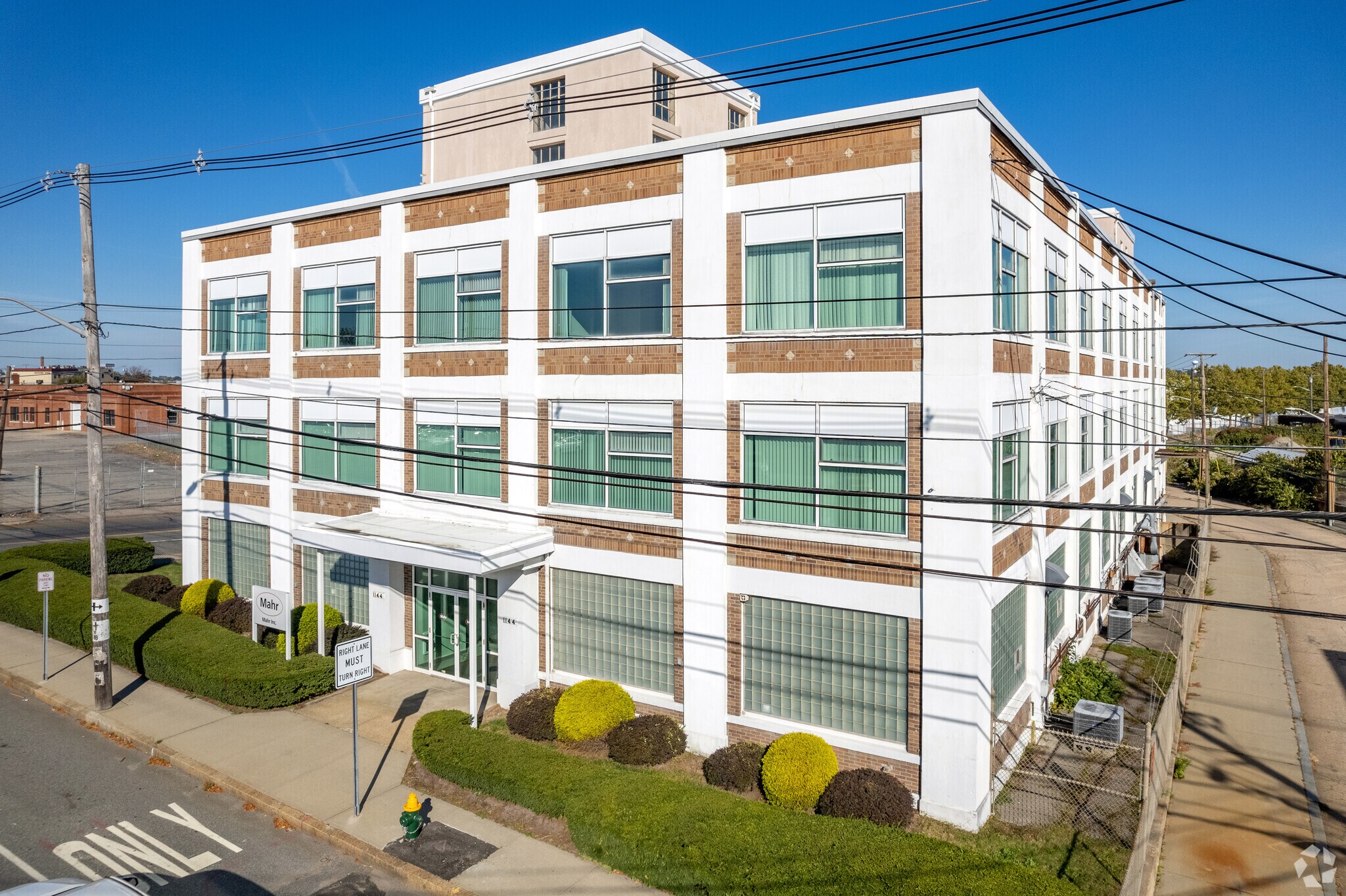 1144 Eddy St, Providence, RI à vendre Photo principale– Image 1 sur 9