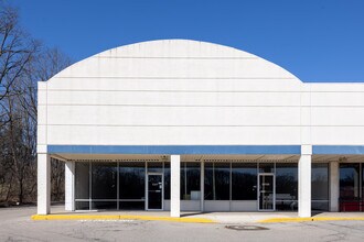 260-300 W Carleton Rd, Hillsdale, MI à louer Photo de l’immeuble– Image 1 sur 2