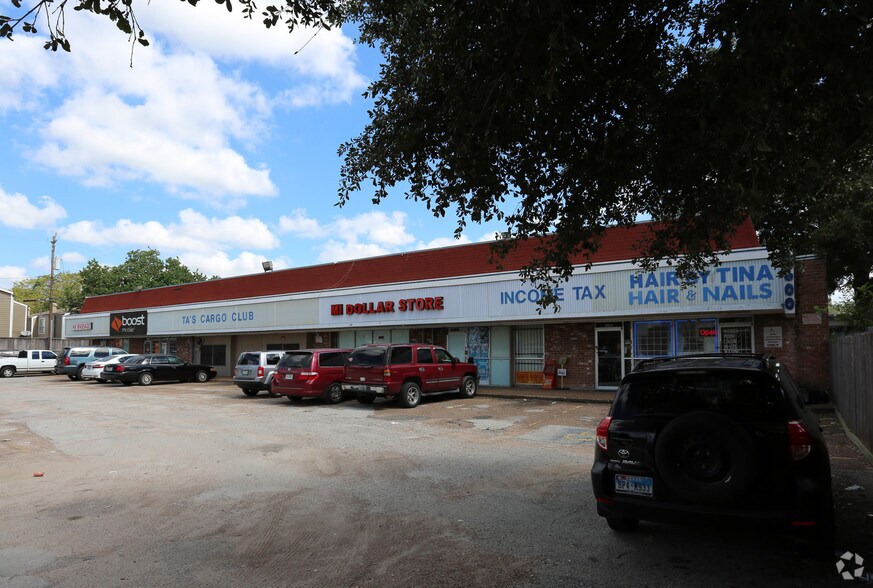 3600-3612 Mangum Rd, Houston, TX à vendre - Photo de l’immeuble – Image 2 sur 4