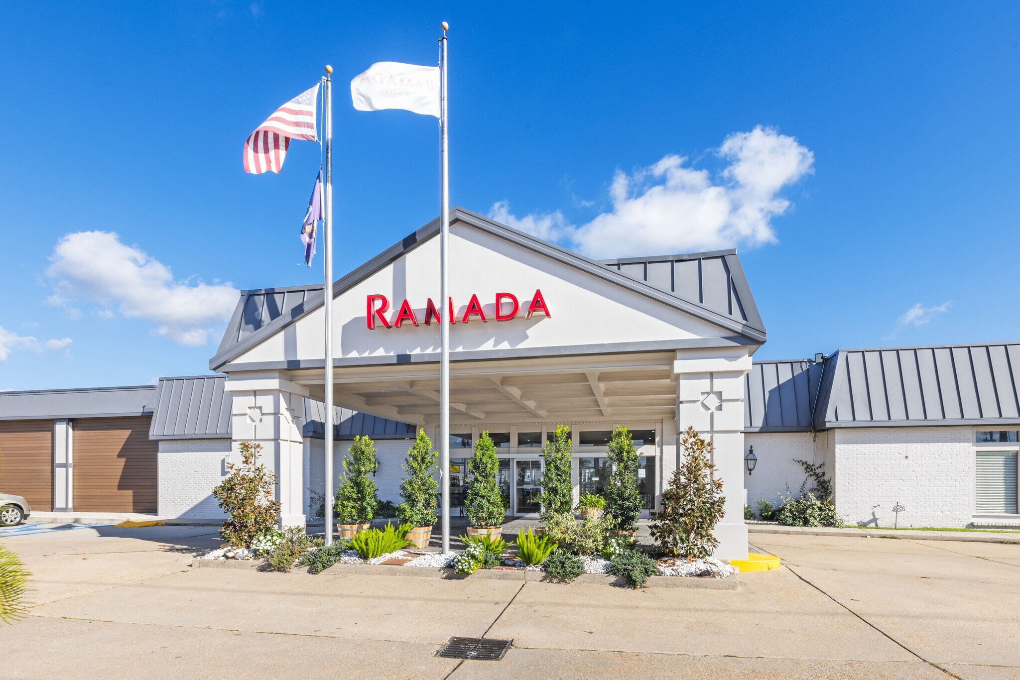 1400 W Tunnel Blvd, Houma, LA à vendre Photo principale– Image 1 sur 14