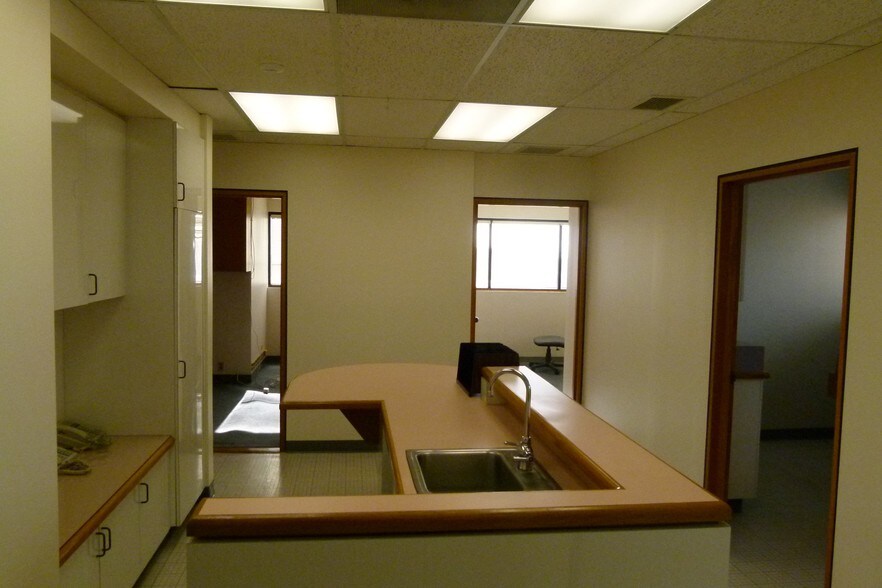 1712 Liliha St, Honolulu, HI à louer - Photo de l’immeuble – Image 3 sur 42