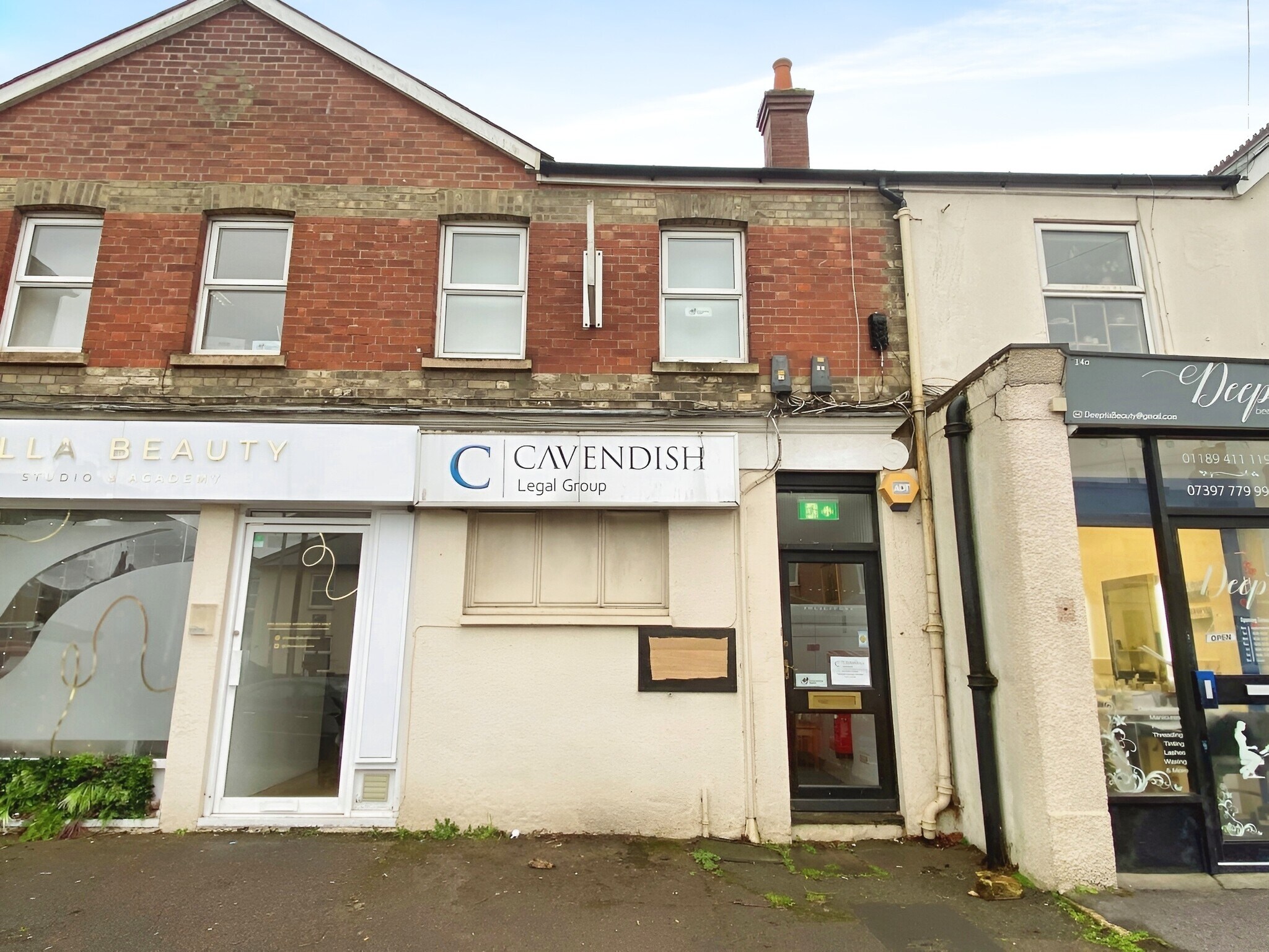 16-16A Norcot Rd, Reading à vendre Photo principale– Image 1 sur 9