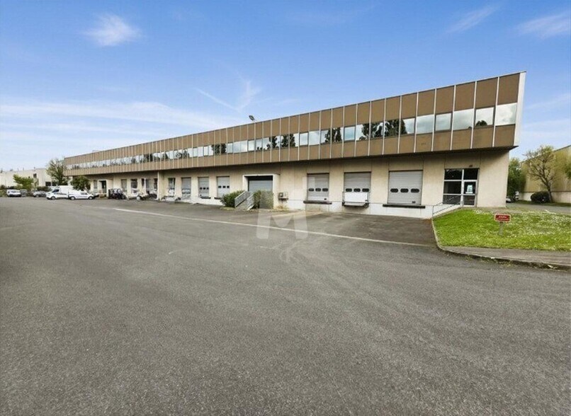 Boulevard Arago, Wissous à louer - Photo de l’immeuble – Image 1 sur 6