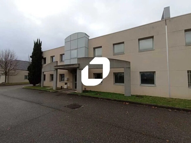 Plus de détails pour 36 Rue Champ Dolin, Saint-Priest - Bureau, Local d'activités à louer