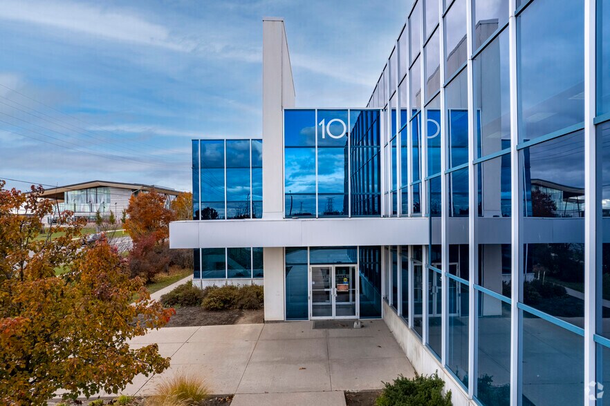 10 Canfield Dr, Markham, ON à louer - Photo de l’immeuble – Image 3 sur 4