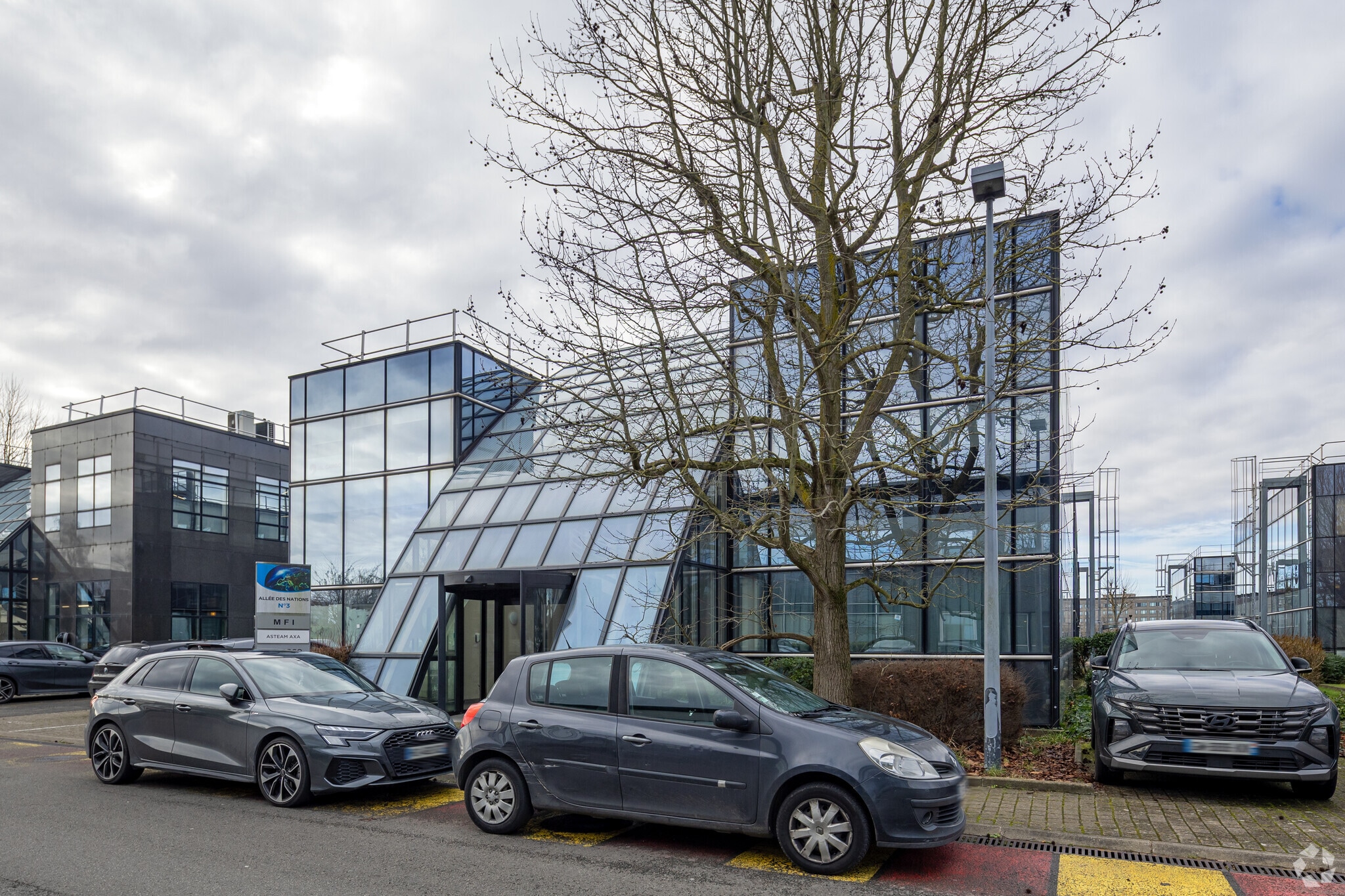 385 Rue De La Belle Etoile, Roissy-en-France à louer Photo principale– Image 1 sur 3