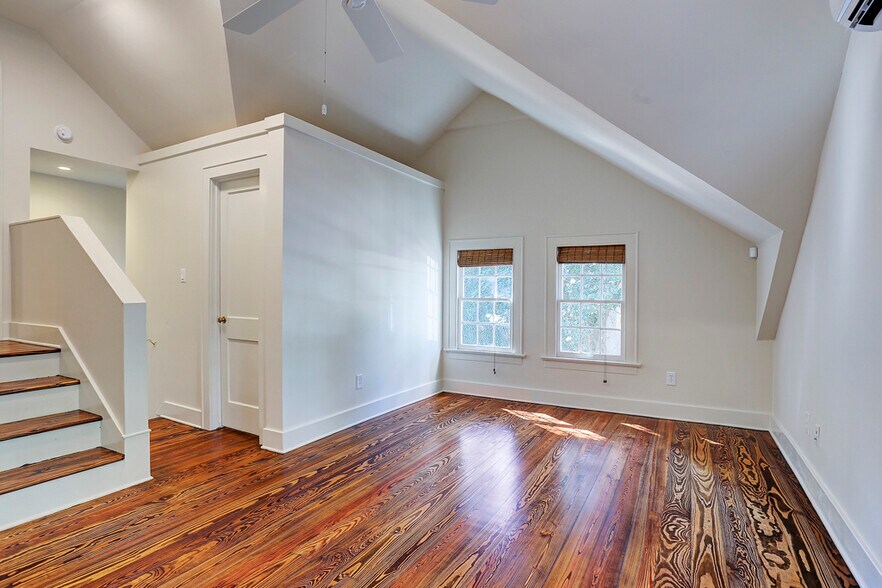 1105 Milford St, Houston, TX à louer - Photo principale – Image 1 sur 14