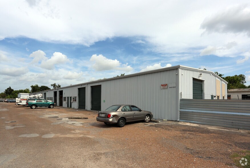 7752 Hammerly Blvd, Houston, TX à vendre - Photo principale – Image 1 sur 4