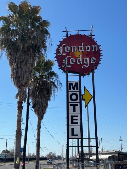 9301 Airline Hwy, New Orleans, LA à louer - Photo de l’immeuble – Image 2 sur 6