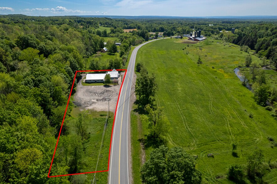 5345 Lee Center Taberg Rd, Lee Center, NY à vendre - Photo de l’immeuble – Image 3 sur 49