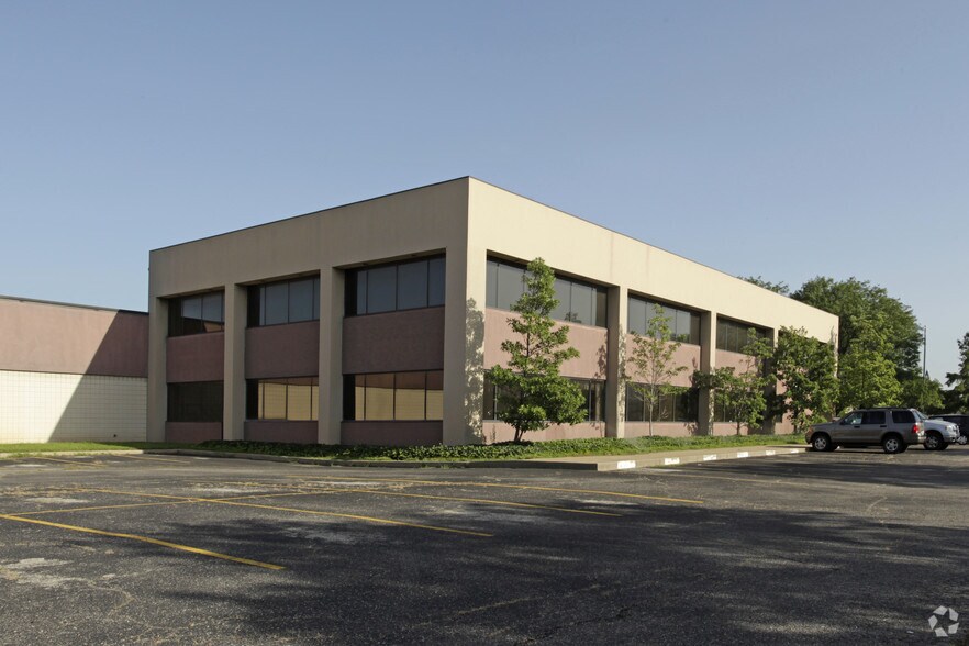 990 S Ninth St, Louisville, KY à louer - Photo principale – Image 1 sur 9