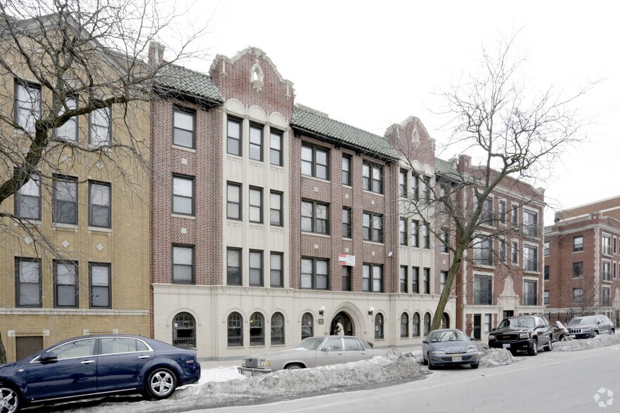 4625 S Drexel Blvd, Chicago, IL à vendre - Photo de l’immeuble – Image 2 sur 21