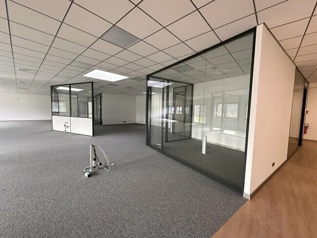 Plus de détails pour Bureau à louer