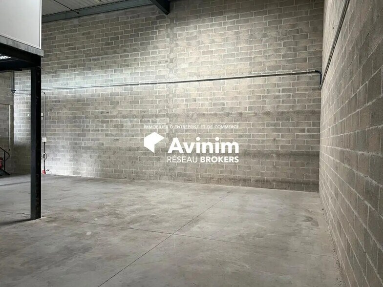 Industriel/Logistique dans Meaux à vendre - Photo intérieure – Image 2 sur 3