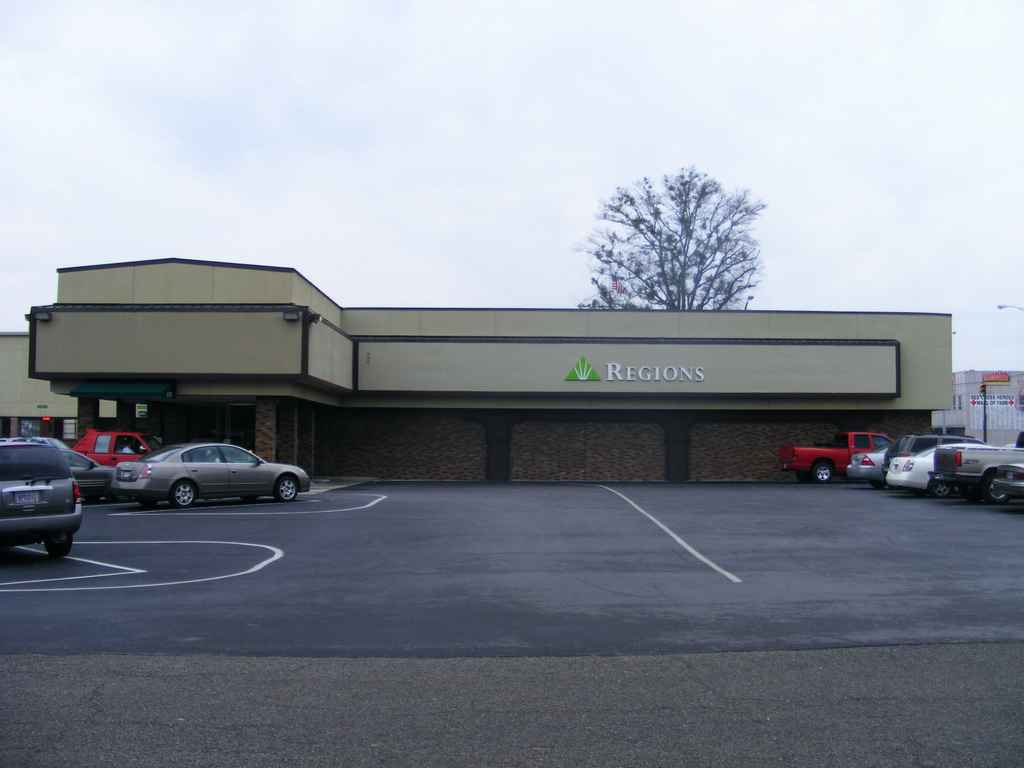 110 W Main St, Centre, AL à louer Photo de l’immeuble– Image 1 sur 6