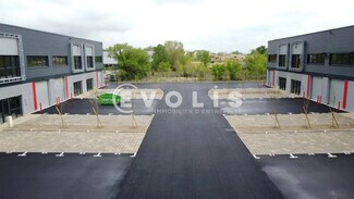 Plus de détails pour Bureau, Local d'activités à louer