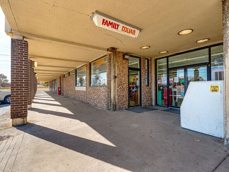 801-807 N Broadway Ave, Ada, OK à vendre - Photo de l’immeuble – Image 2 sur 17