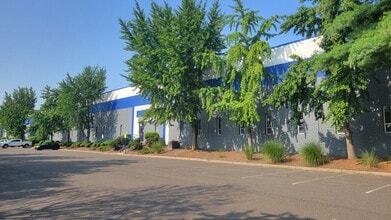 10 Runway Rd, Levittown, PA à louer Photo intérieure– Image 2 sur 3