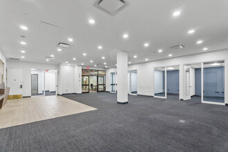 288 N Broad St, Elizabeth, NJ à louer Photo intérieure– Image 2 sur 10