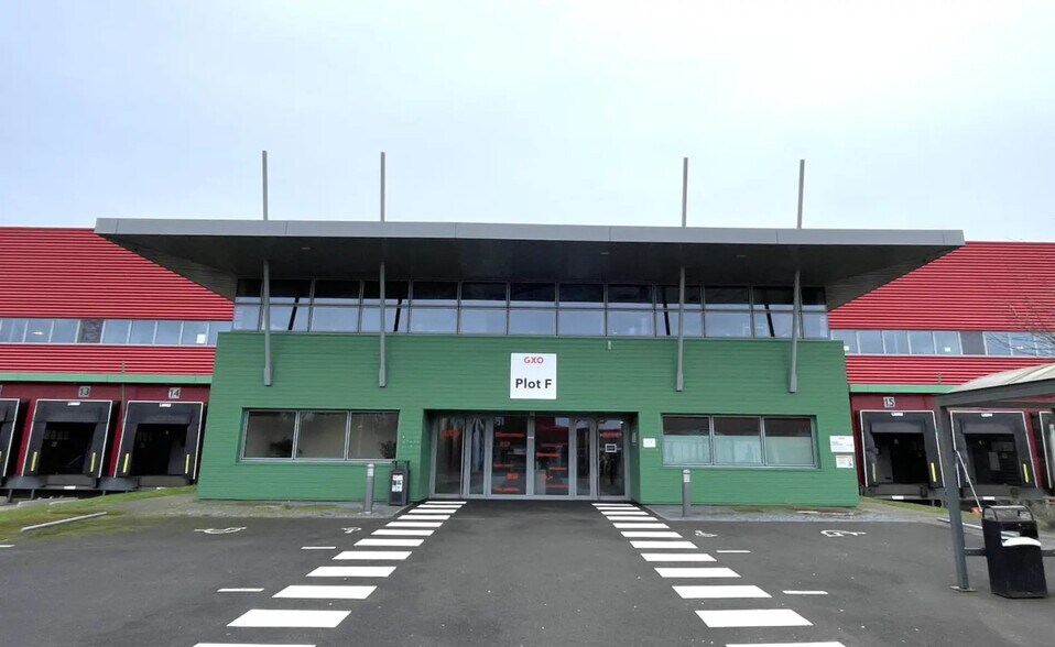 Industriel/Logistique dans Le Coudray-Montceaux à louer - Photo de l’immeuble – Image 1 sur 10