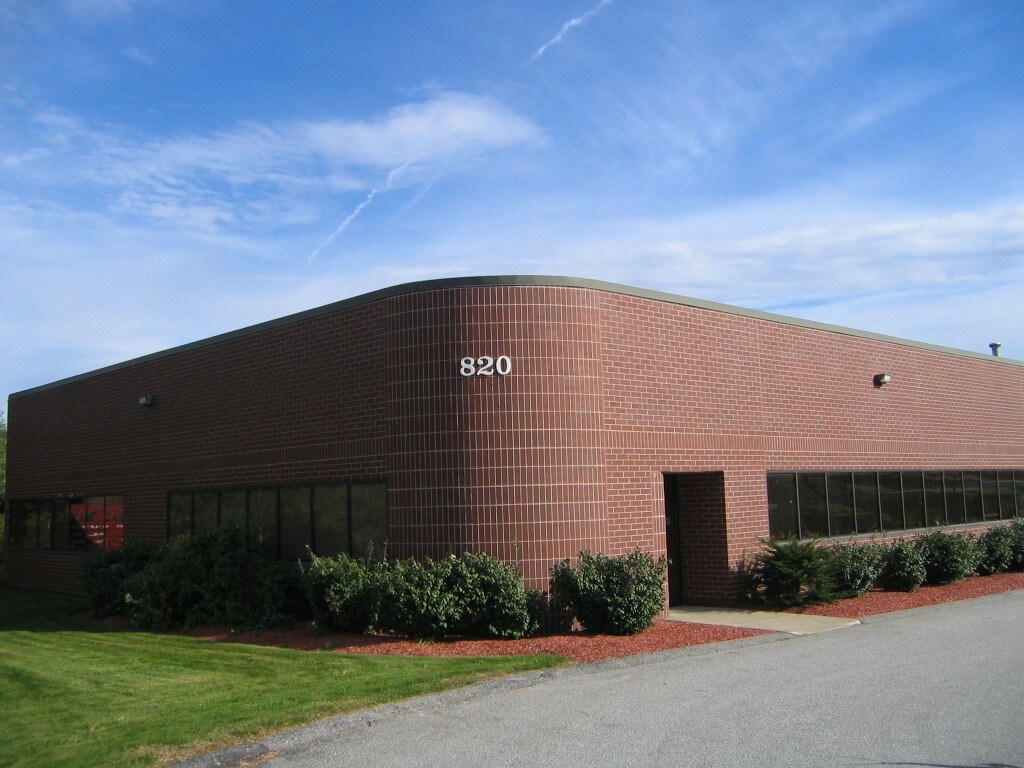 820 Boston Tpke, Shrewsbury, MA à louer Photo principale– Image 1 sur 3