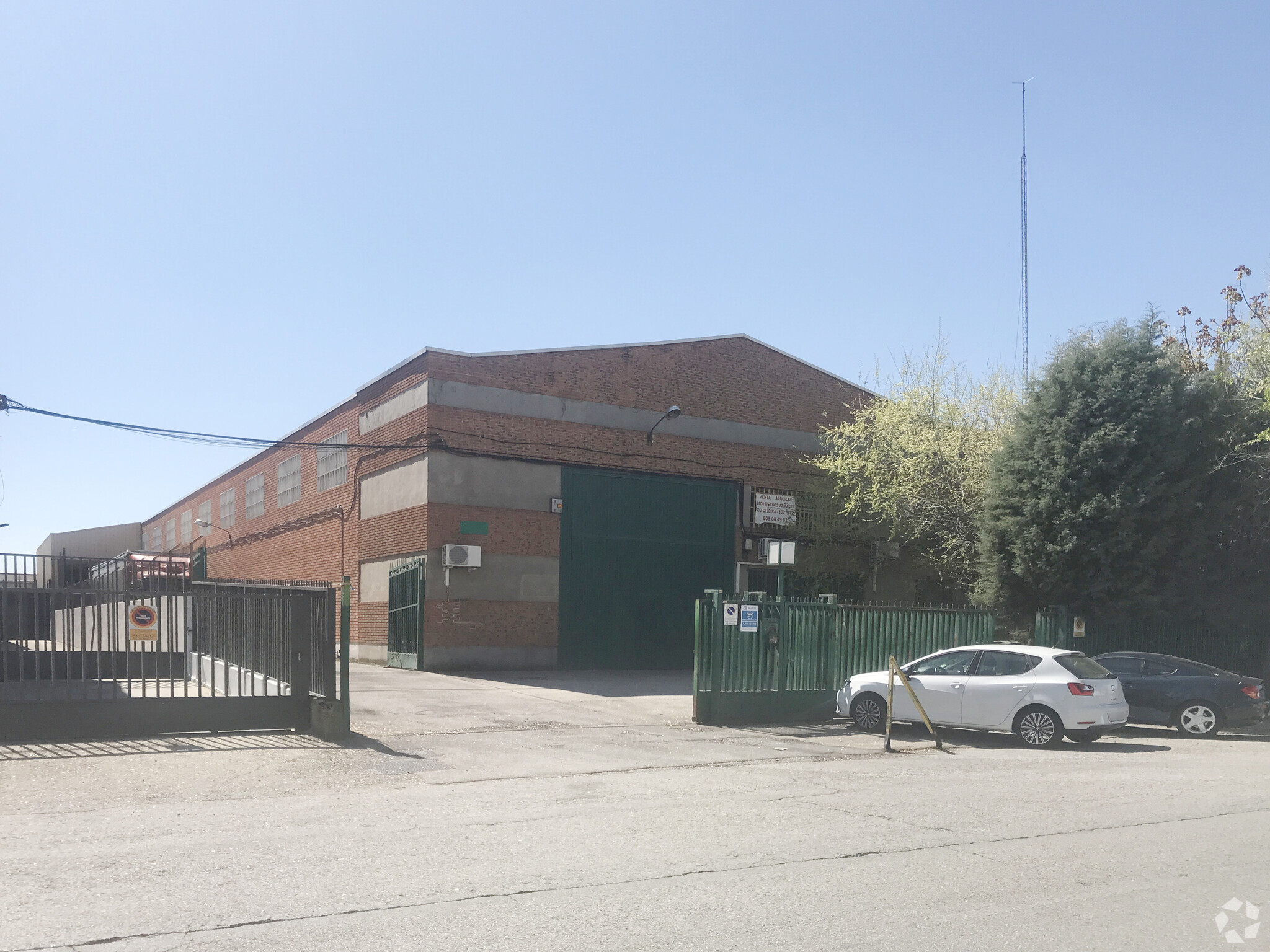 Calle Sierra de Guadarrama, 56, San Fernando de Henares, Madrid à vendre Photo principale– Image 1 sur 5