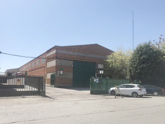 Plus de détails pour Calle Sierra de Guadarrama, 56, San Fernando De Henares - Industriel/Logistique à vendre