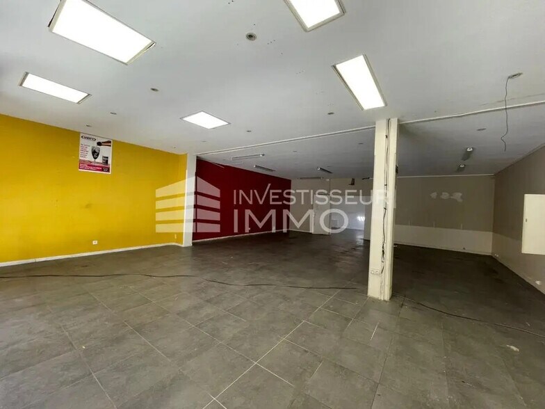 Immeuble residentiel dans Valenton à vendre - Photo intérieure – Image 2 sur 5