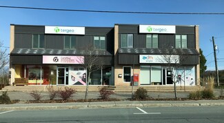 Plus de détails pour 557-561 Av 1Re, Val-des-sources, QC - Local commercial à vendre