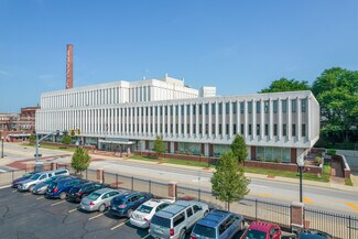 Plus de détails pour 219 E Maple St, Canton, OH - Bureau à louer