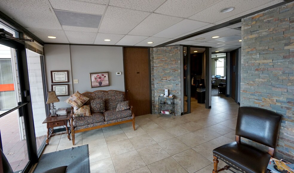 1100 Round Rock Ave, Round Rock, TX à louer - Autre – Image 2 sur 8