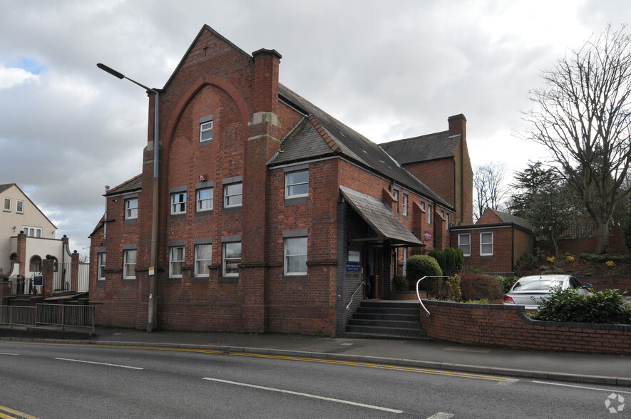 Stourbridge Rd, Halesowen à louer - Photo de l’immeuble – Image 2 sur 3