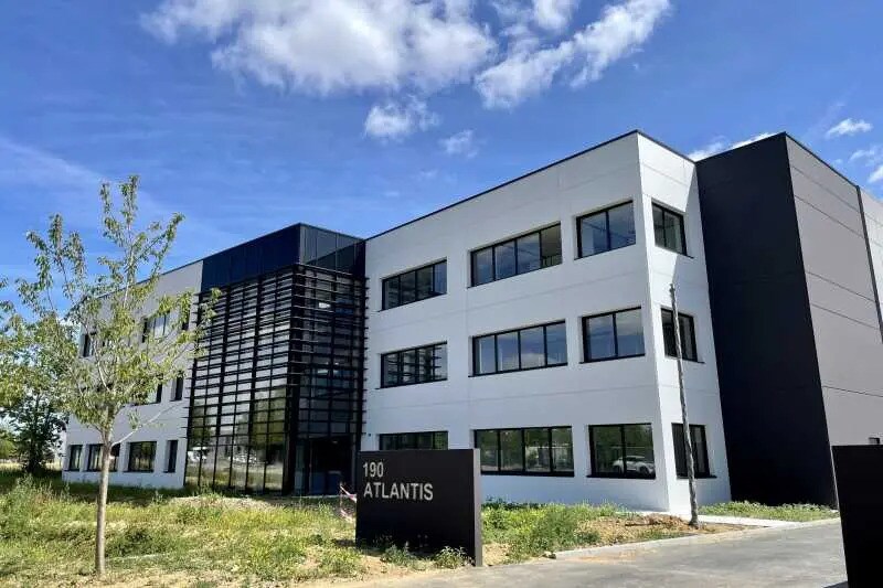 Bureau dans Isneauville à louer Photo de l’immeuble– Image 1 sur 7