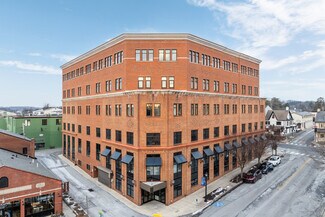 Plus de détails pour 128 E State St, Kennett Square, PA - Bureau/Local commercial à louer