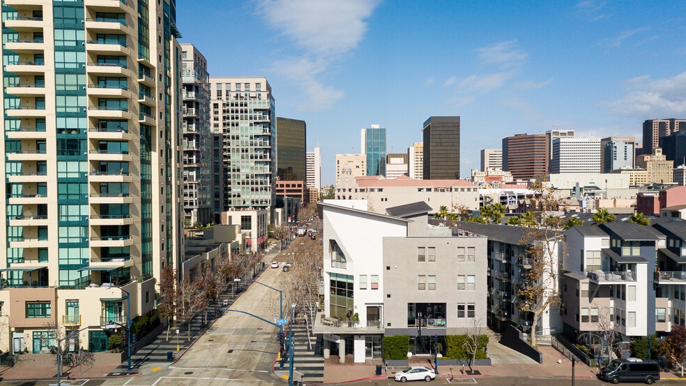 501 1st Ave, San Diego, CA à vendre - Photo de l’immeuble – Image 3 sur 7