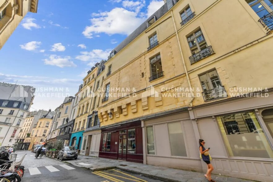 4 Rue Des Petits Pères, Paris à louer - Photo de l’immeuble – Image 2 sur 16