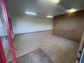421 Kalanikoa St, Hilo, HI à louer Photo intérieure– Image 2 sur 11