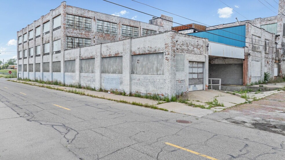 4444 Lawton Ave, Detroit, MI à vendre - Photo de l’immeuble – Image 2 sur 34