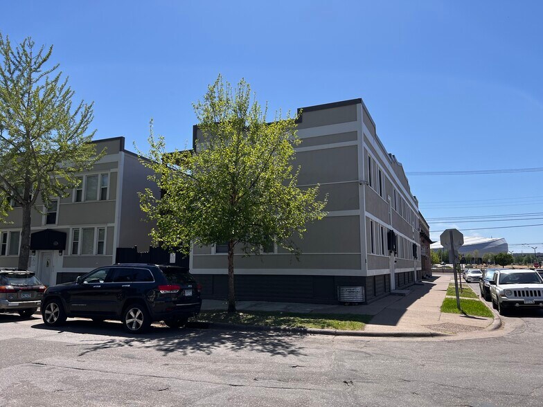 1530 Sherburne Ave, Saint Paul, MN à vendre - Photo de l’immeuble – Image 2 sur 8