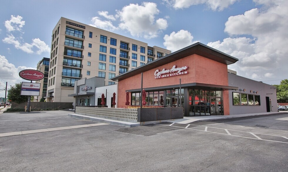 3734-3740 Westheimer Rd, Houston, TX à vendre - Photo de l’immeuble – Image 1 sur 2