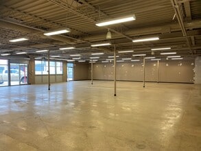 5015 50 St, Ponoka, AB à louer Photo intérieure– Image 2 sur 4