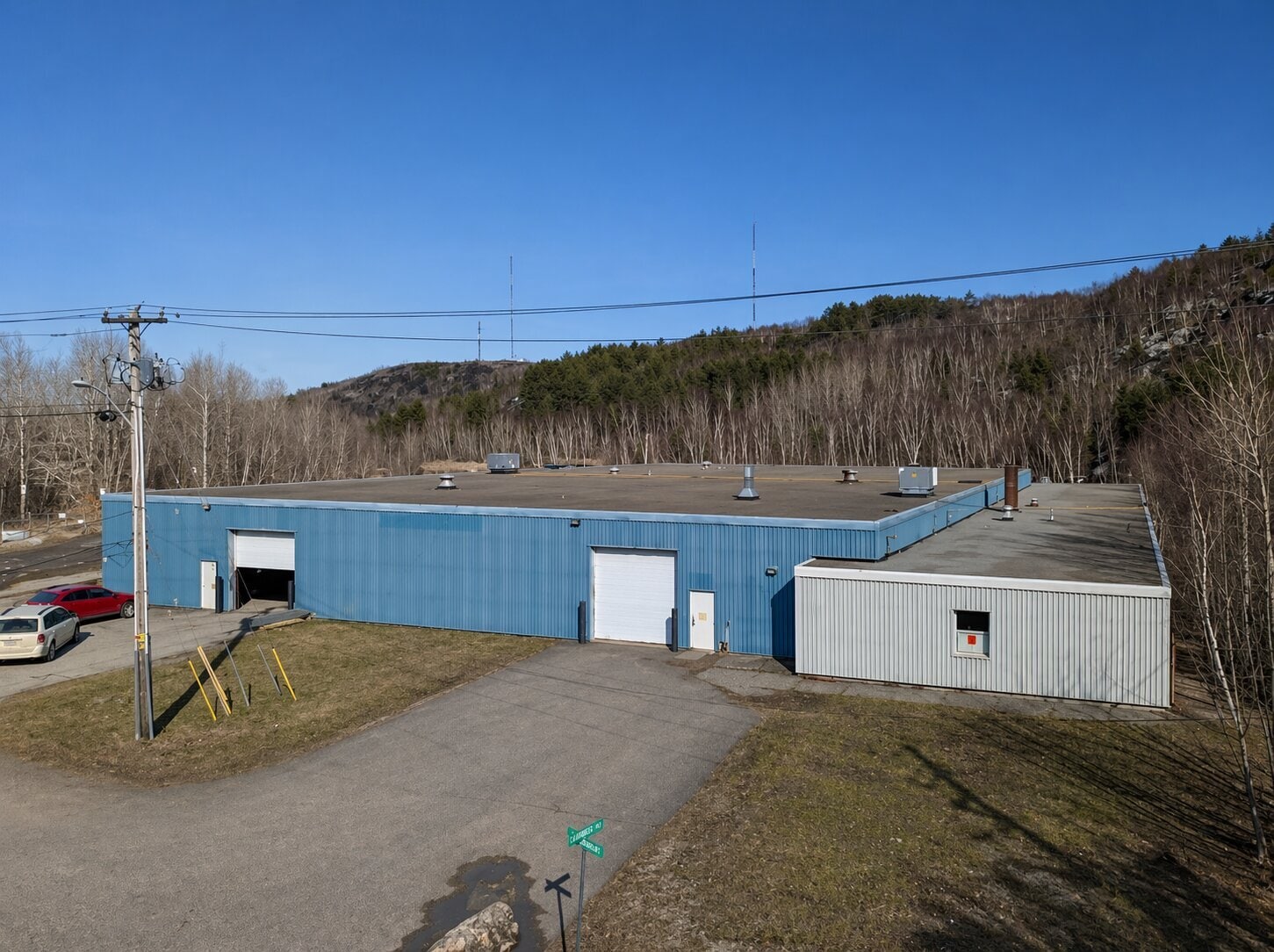 360 Mountain St, Sudbury, ON à louer Photo principale– Image 1 sur 8
