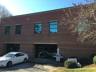 Plus de détails pour 2166 N Salem St, Apex, NC - Local d’activités à vendre