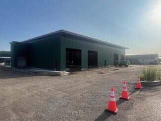 Plus de détails pour 109 Western Industrial Dr, Cranston, RI - Industriel/Logistique à vendre