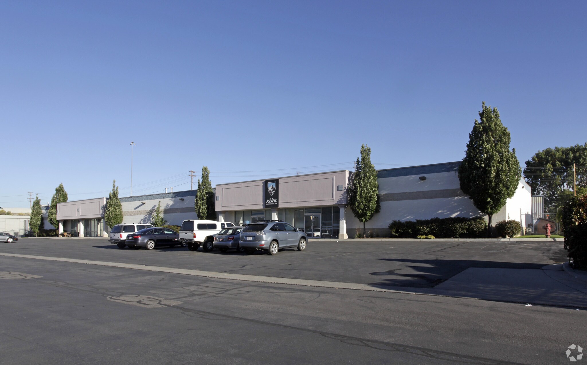 4884 Commerce Dr, Salt Lake City, UT à louer Photo principale– Image 1 sur 16