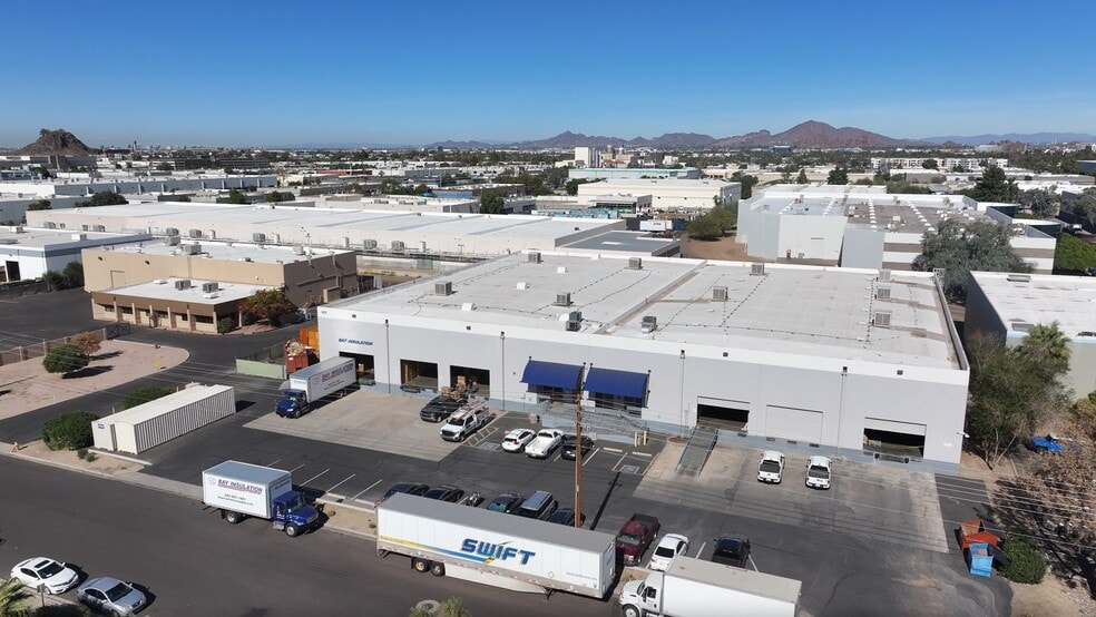 800 W Fairmont Dr, Tempe, AZ à louer - Vidéo aérienne – Image 2 sur 10
