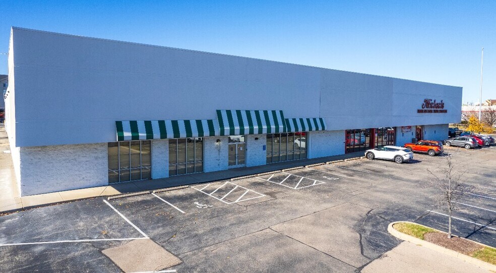 8111-8115 Springboro Pike, Miamisburg, OH à louer - Photo de l’immeuble – Image 2 sur 10